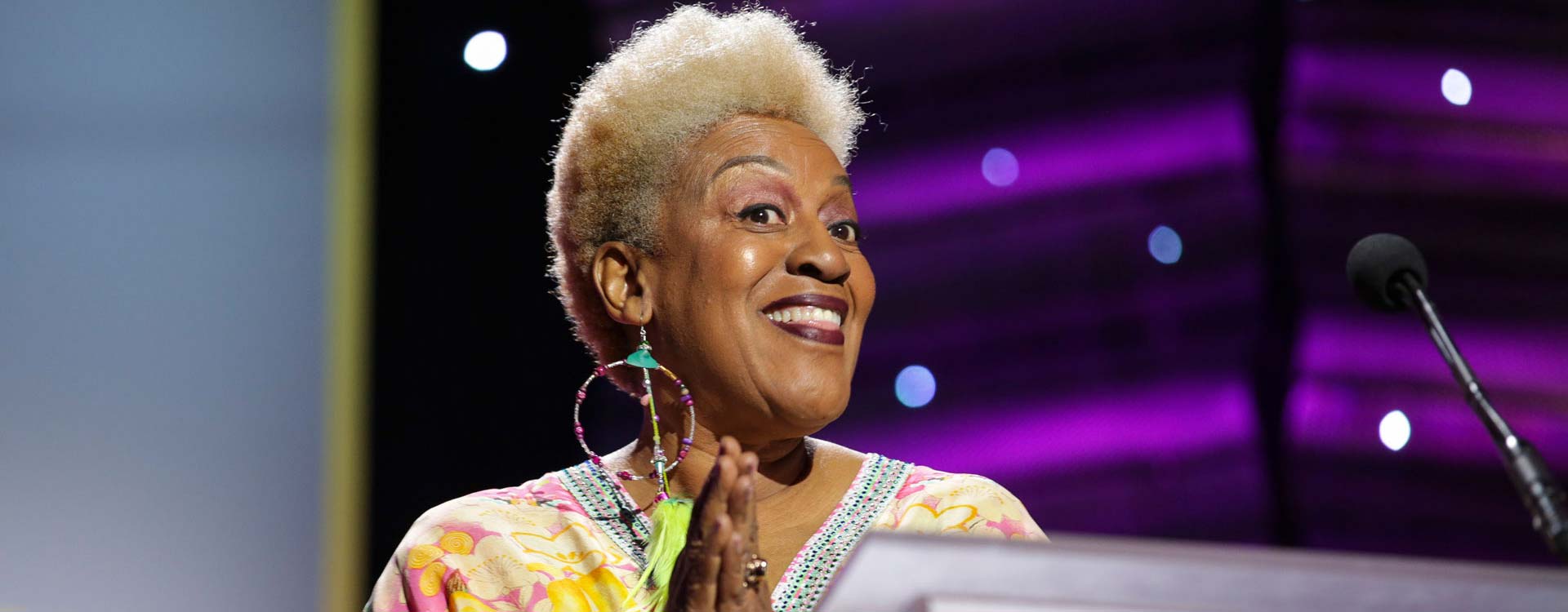 CCH Pounder presents Hollywood Legacy Award